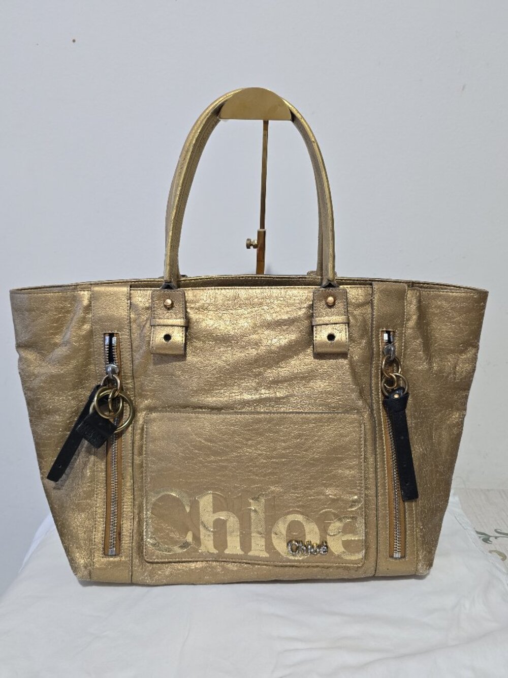 Chloe tote in Gold